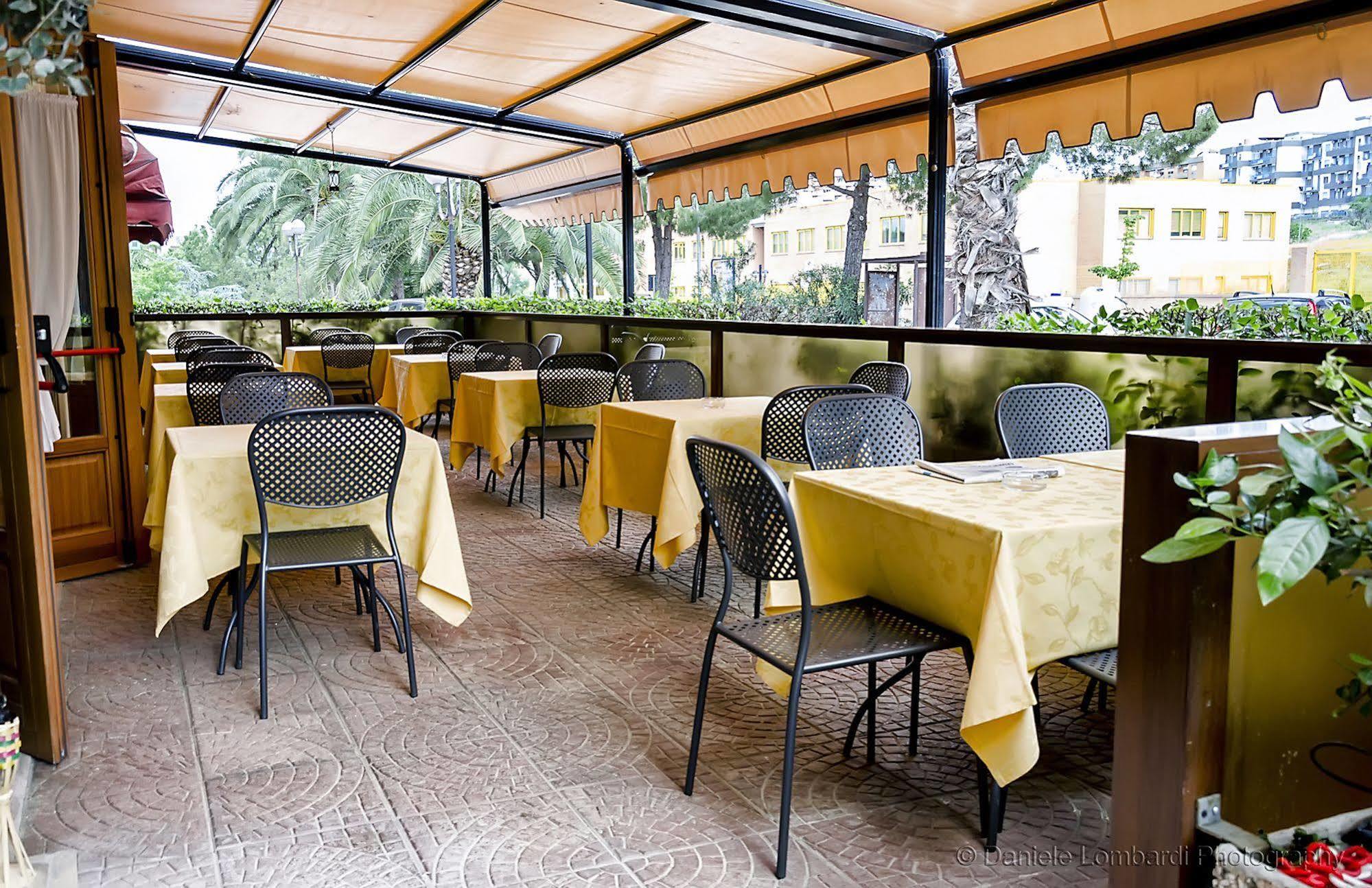 Hotel Sorriso Lucera Exterior photo